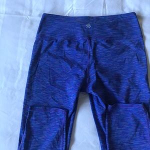 Athleta cropped yoga pants, size M